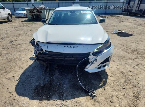 1N4BL4DV5SN394586 2025 NISSAN ALTIMA White Widok z przodu