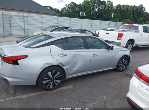 1N4BL4DV6MN364550 2021 NISSAN ALTIMA Серебряный Вид задней части салона
