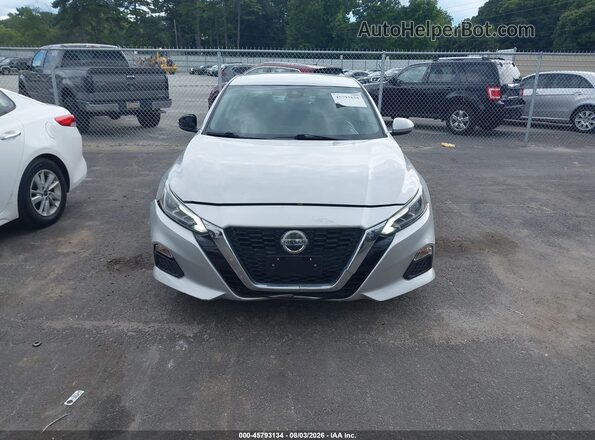 1N4BL4DV6MN364550 2021 NISSAN ALTIMA Серебряный Вид щитка приборов