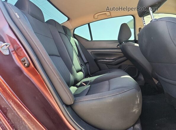 1N4BL4DV6PN344836 2023 NISSAN ALTIMA Maroon Հետևի նստատեղերի տեսք