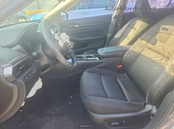 1N4BL4DV6RN322676 2024 NISSAN ALTIMA Gray Vista interior delantera