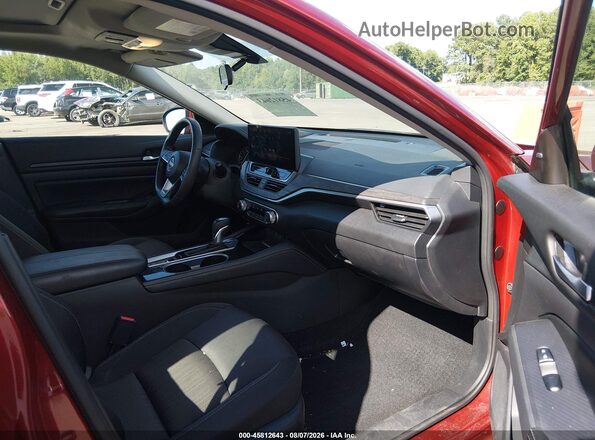 1N4BL4DV6RN338537 2024 NISSAN ALTIMA Red Vista interior delantera