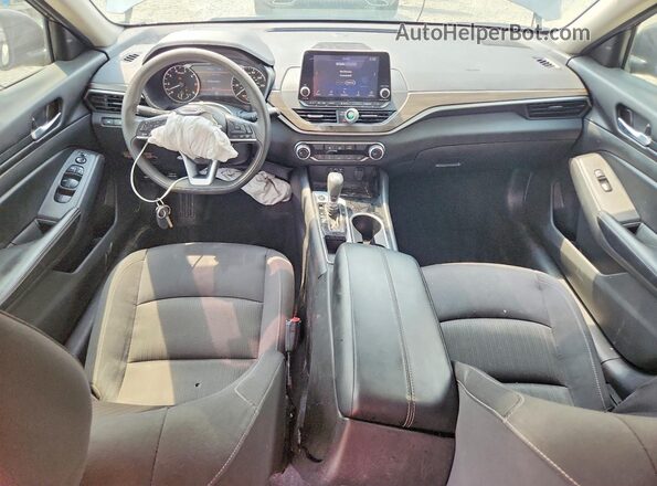 1N4BL4DV6RN382988 2024 NISSAN ALTIMA Charcoal Dashboard view