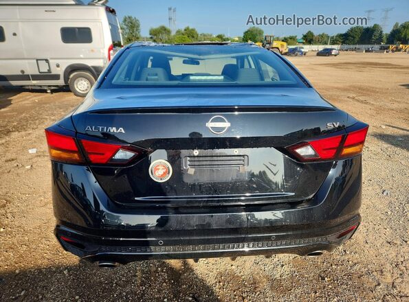1N4BL4DV6RN404097 2024 NISSAN ALTIMA Black Rear view