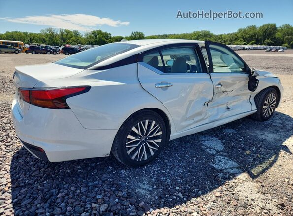 1N4BL4DV6SN301199 2025 NISSAN ALTIMA White Սալոնի 360 աստիճան տեսք
