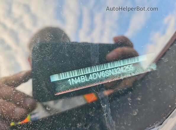 1N4BL4DV6SN324255 2025 NISSAN ALTIMA Maroon Widok komory silnika