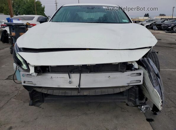 1N4BL4DV6SN370877 2025 NISSAN ALTIMA White Front view