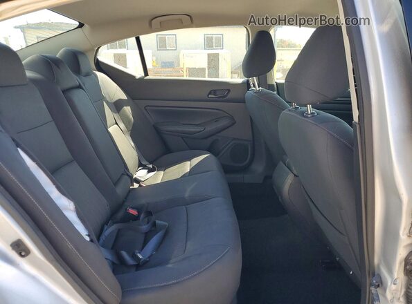 1N4BL4DV7RN338286 2024 NISSAN ALTIMA Silver Vista de los asientos traseros