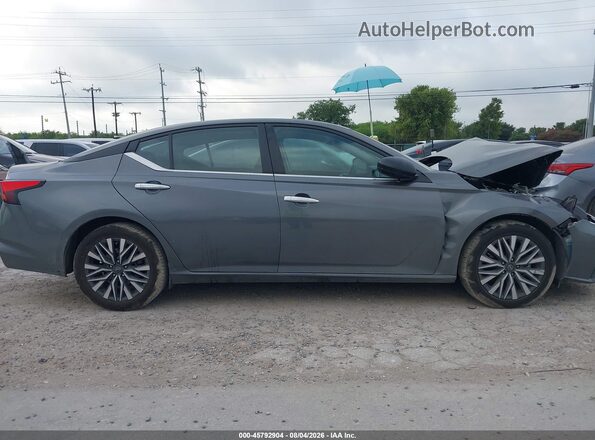 1N4BL4DV7SN375540 2025 NISSAN ALTIMA Gray Widok zestawu wskaźników
