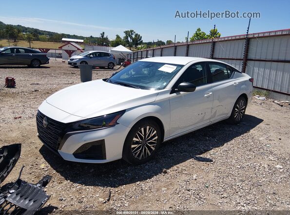 1N4BL4DV7TN331006 2026 NISSAN ALTIMA White წინა მარცხენა ხედი სამი მეოთხედიდან