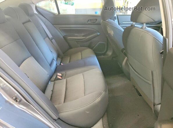 1N4BL4DV8RN335199 2024 NISSAN ALTIMA Gray Vista de los asientos traseros