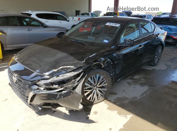 1N4BL4DV8RN431902 2024 NISSAN ALTIMA Black VIN կոդի պիտակի տեսք