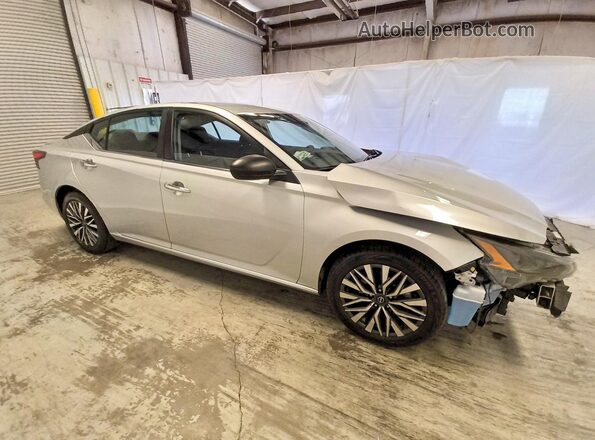 1N4BL4DV8SN366457 2025 NISSAN ALTIMA Silver Front right