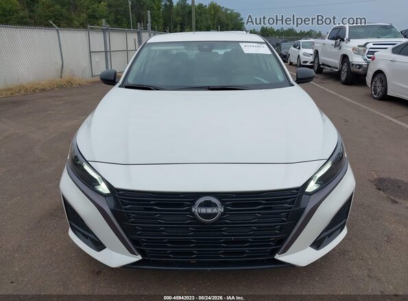 1N4BL4DV8TN320774 2026 NISSAN ALTIMA White Vista del cuadro de instrumentos