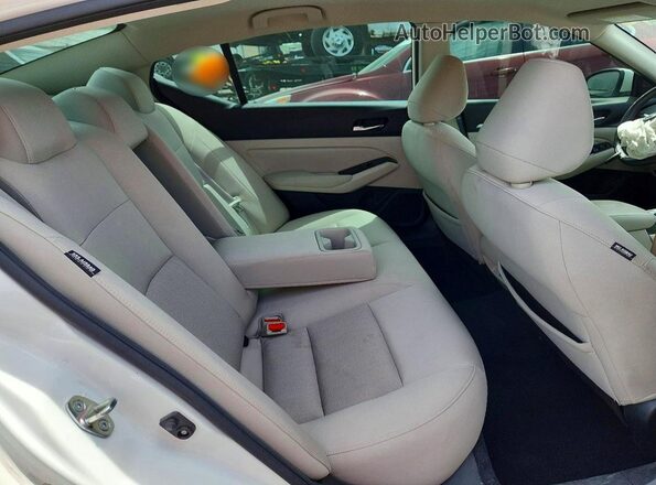 1N4BL4DV9MN332126 2021 NISSAN ALTIMA White უკანა სავარძლების ხედი