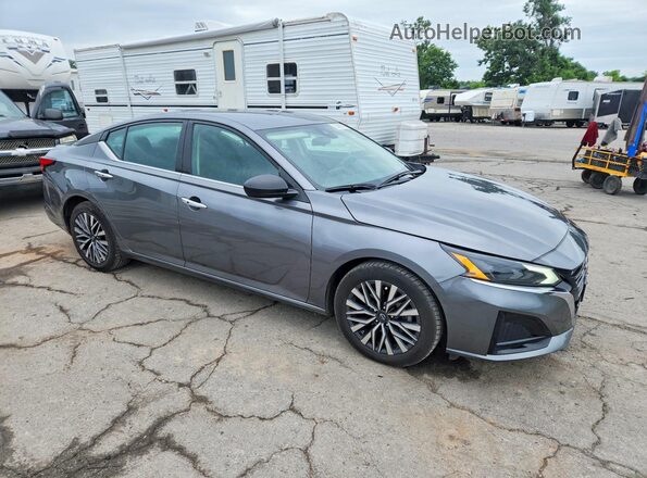 1N4BL4DV9RN320288 2024 NISSAN ALTIMA Серебряный Передняя правая четверть