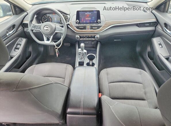 1N4BL4DV9RN320288 2024 NISSAN ALTIMA Серебряный Вид панели приборов