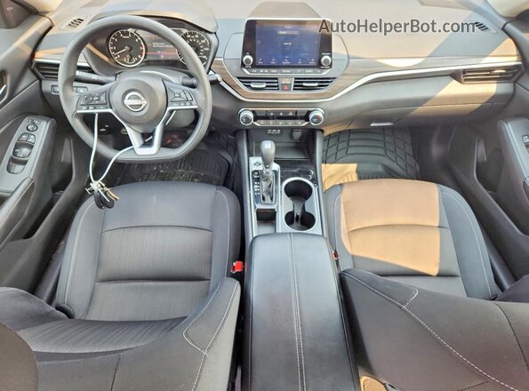 1N4BL4DV9RN333462 2024 NISSAN ALTIMA Gray Вид панелі приладів