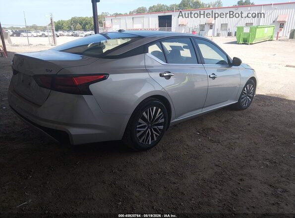 1N4BL4DV9RN360340 2024 NISSAN ALTIMA Silver Tył prawy