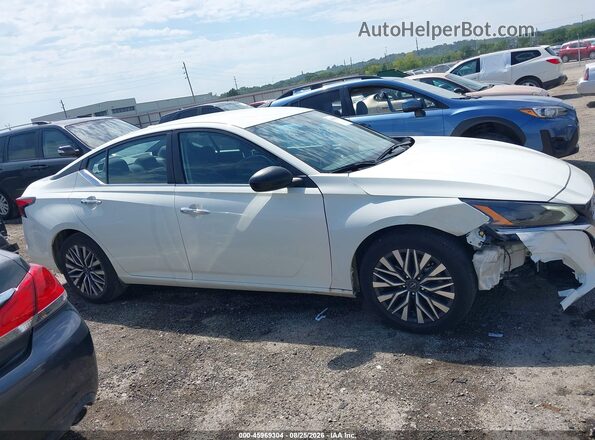 1N4BL4DV9SN357623 2025 NISSAN ALTIMA White Vista del cuadro de instrumentos