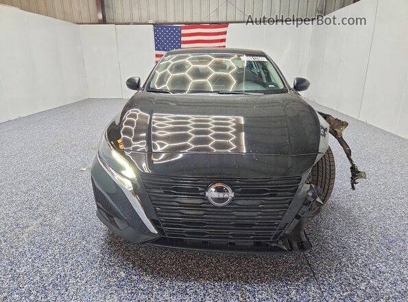 1N4BL4DV9SN371702 2025 NISSAN ALTIMA Черный Вид спереди
