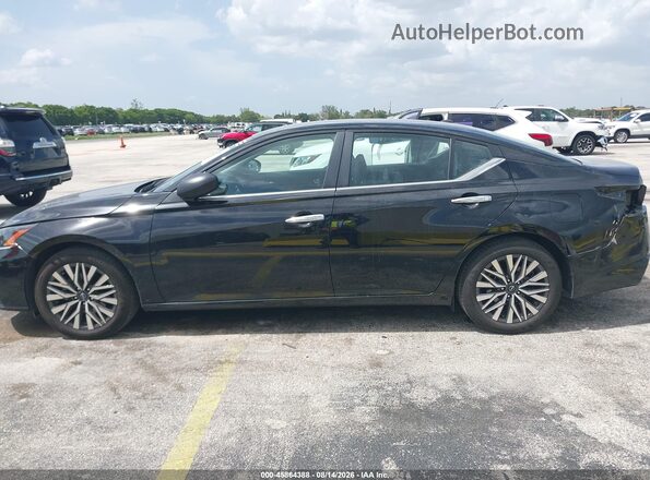 1N4BL4DV9SN414872 2025 NISSAN ALTIMA Black 360 interior view