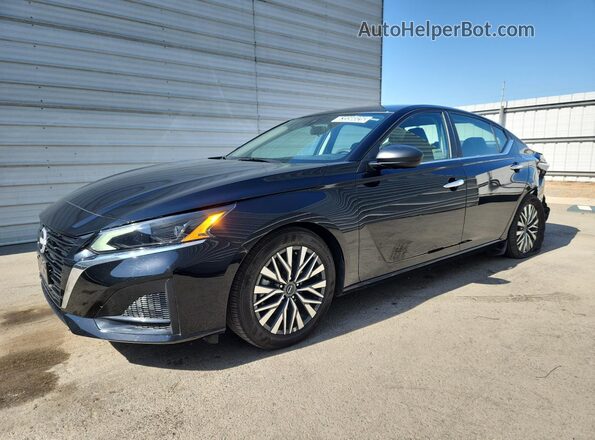 1N4BL4DV9SN429002 2025 NISSAN ALTIMA Черный Панорамный вид салона 360°