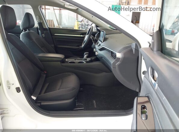 1N4BL4DVXMN408257 2021 NISSAN ALTIMA White Սալոնի դիմացի տեսք
