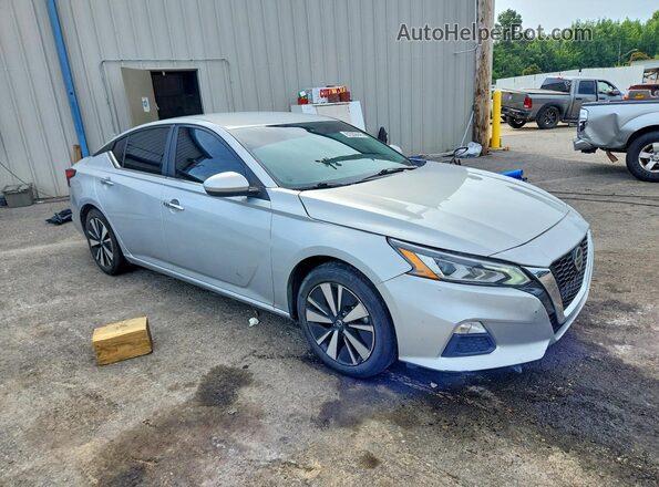 1N4BL4DVXMN409263 2021 NISSAN ALTIMA Серебряный Передняя правая четверть