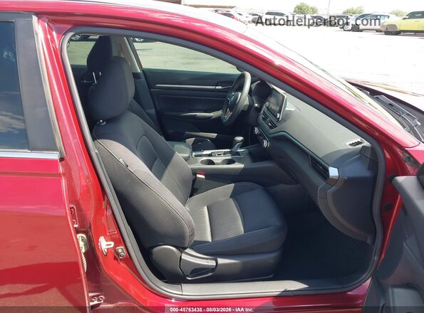1N4BL4DVXNN346537 2022 NISSAN ALTIMA Красный Вид салона спереди