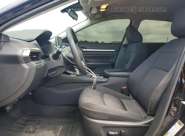 1N4BL4DVXPN347044 2023 NISSAN ALTIMA Черный Вид салона спереди
