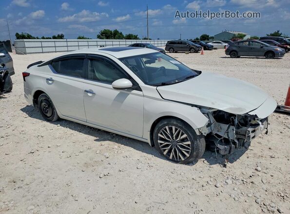 1N4BL4DVXPN391237 2023 NISSAN ALTIMA White Front right