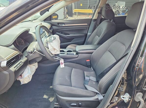 1N4BL4DVXPN413091 2023 NISSAN ALTIMA Black Вид салону спереду