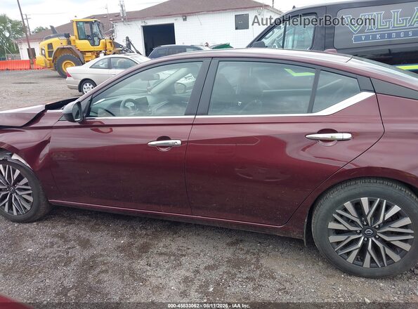 1N4BL4DVXRN336015 2024 NISSAN ALTIMA Темно-бордовый Панорамный вид салона 360°