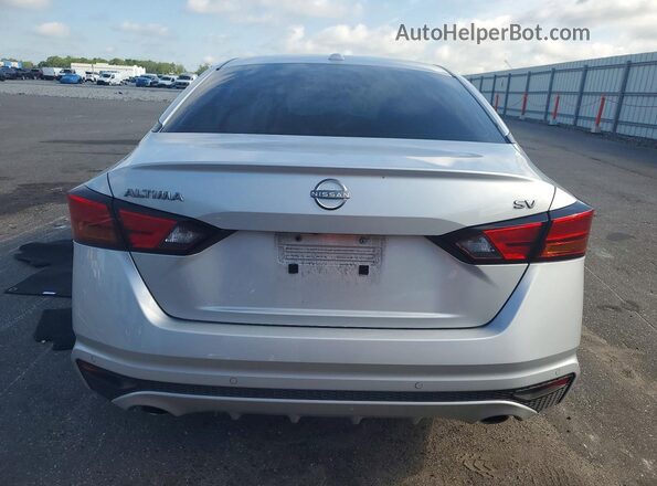 1N4BL4DVXRN396599 2024 NISSAN ALTIMA Silver Vista trasera