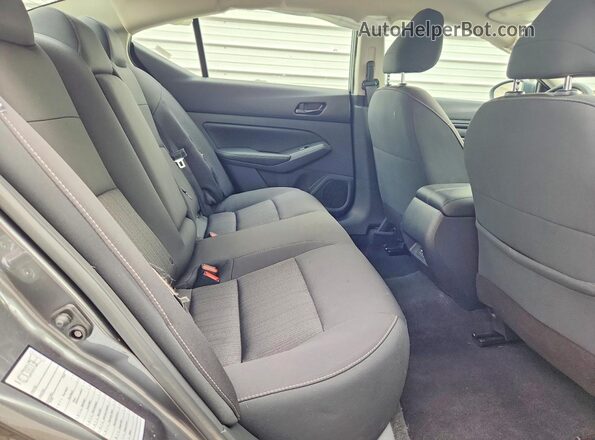 1N4BL4DVXSN431597 2025 NISSAN ALTIMA Gray უკანა სავარძლების ხედი