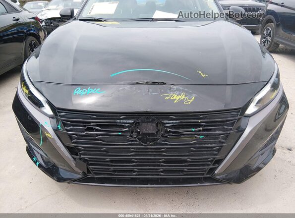 1N4BL4DVXTN330089 2026 NISSAN ALTIMA Black Widok z przodu