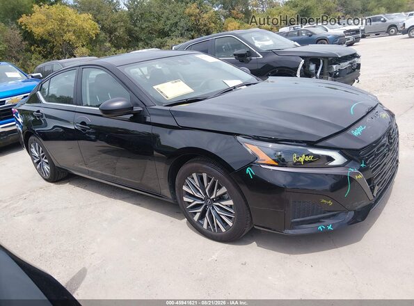1N4BL4DVXTN330089 2026 NISSAN ALTIMA Black Widok wnętrza z tyłu