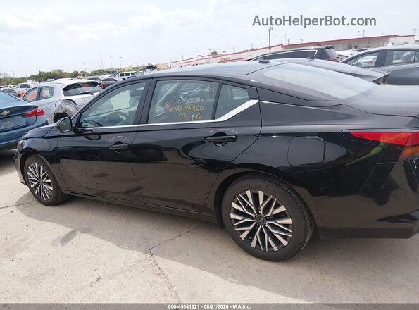 1N4BL4DVXTN330089 2026 NISSAN ALTIMA Black Widok wnętrza 360 stopni