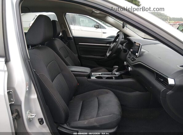1N4BL4DW2MN356132 2021 NISSAN ALTIMA Серебряный Вид салона спереди