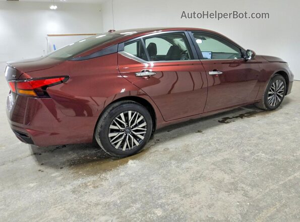 1N4BL4DW2PN357642 2023 NISSAN ALTIMA Темно-бордовый Задняя правая четверть