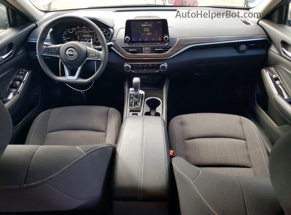 1N4BL4DW2PN390768 2023 NISSAN ALTIMA Gray Dashboard view