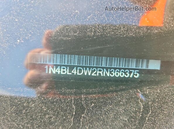 1N4BL4DW2RN366375 2024 NISSAN ALTIMA Burgundy Widok komory silnika