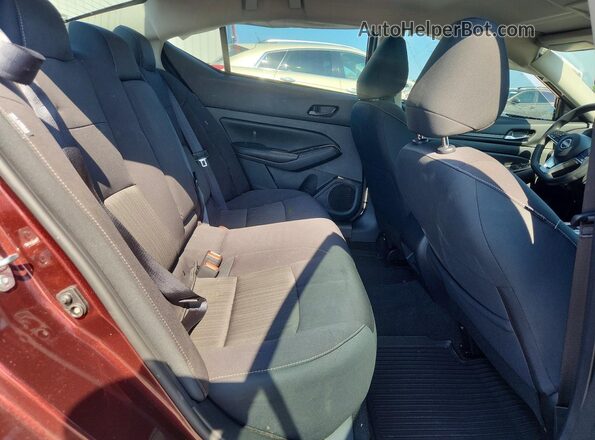 1N4BL4DW2RN366375 2024 NISSAN ALTIMA Burgundy Widok tylnych siedzeń