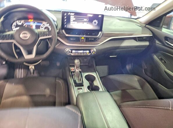 1N4BL4DW3SN377939 2025 NISSAN ALTIMA Burgundy Vista del cuadro de instrumentos