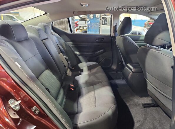 1N4BL4DW3SN377939 2025 NISSAN ALTIMA Burgundy Vista interior trasera