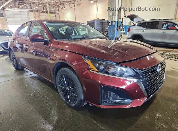 1N4BL4DW3SN377939 2025 NISSAN ALTIMA Burgundy Vista frontal
