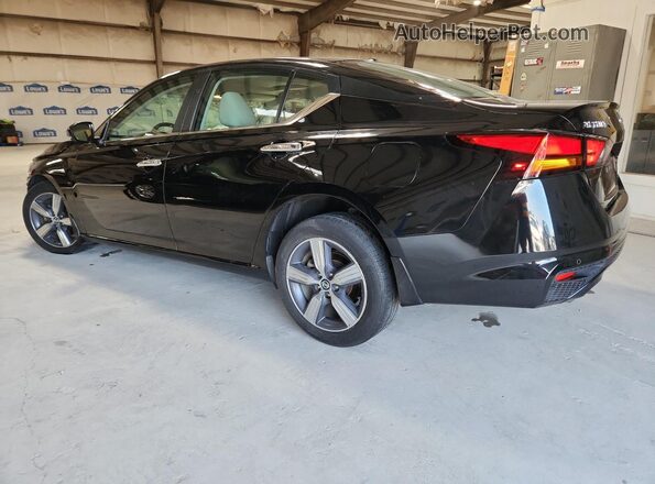 1N4BL4DW5MN318930 2021 NISSAN ALTIMA Черный Вид задней части салона