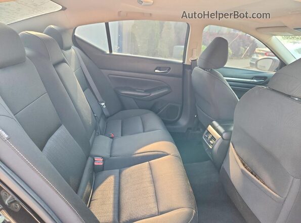 1N4BL4DW6KC216125 2019 NISSAN ALTIMA Black Rear seats view