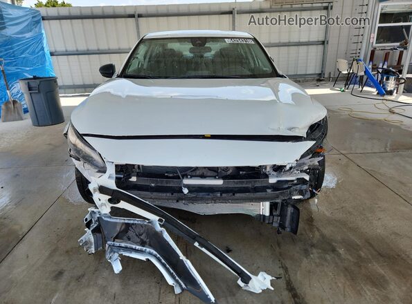 1N4BL4DW6TN306414 2026 NISSAN ALTIMA White Սալոնի 360 աստիճան տեսք